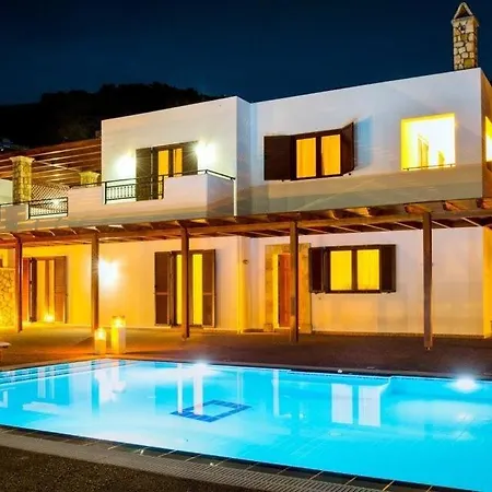 Vlicha Sleeps 6 Pool Air Con Wifi Villa *
